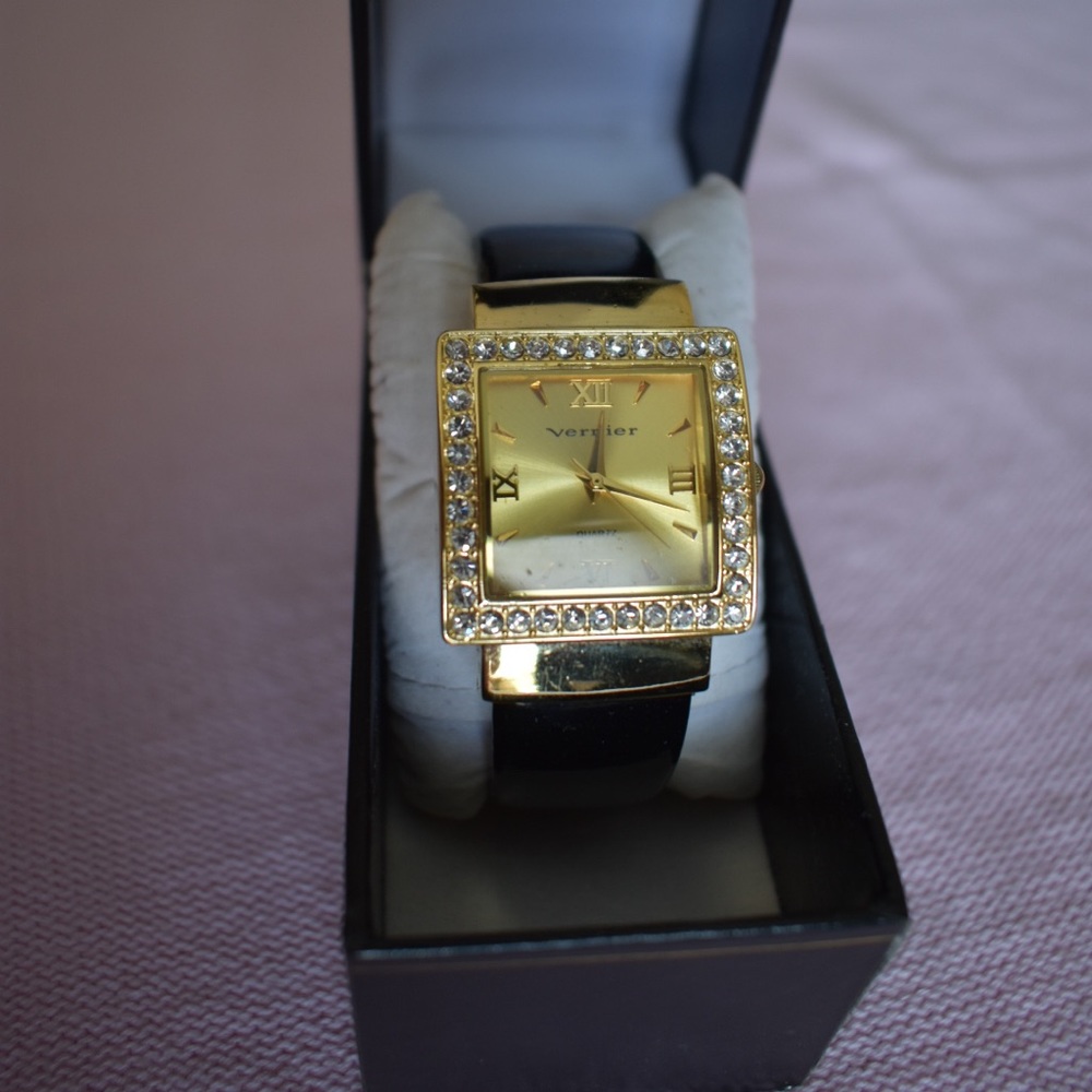 Vernier women’s watch